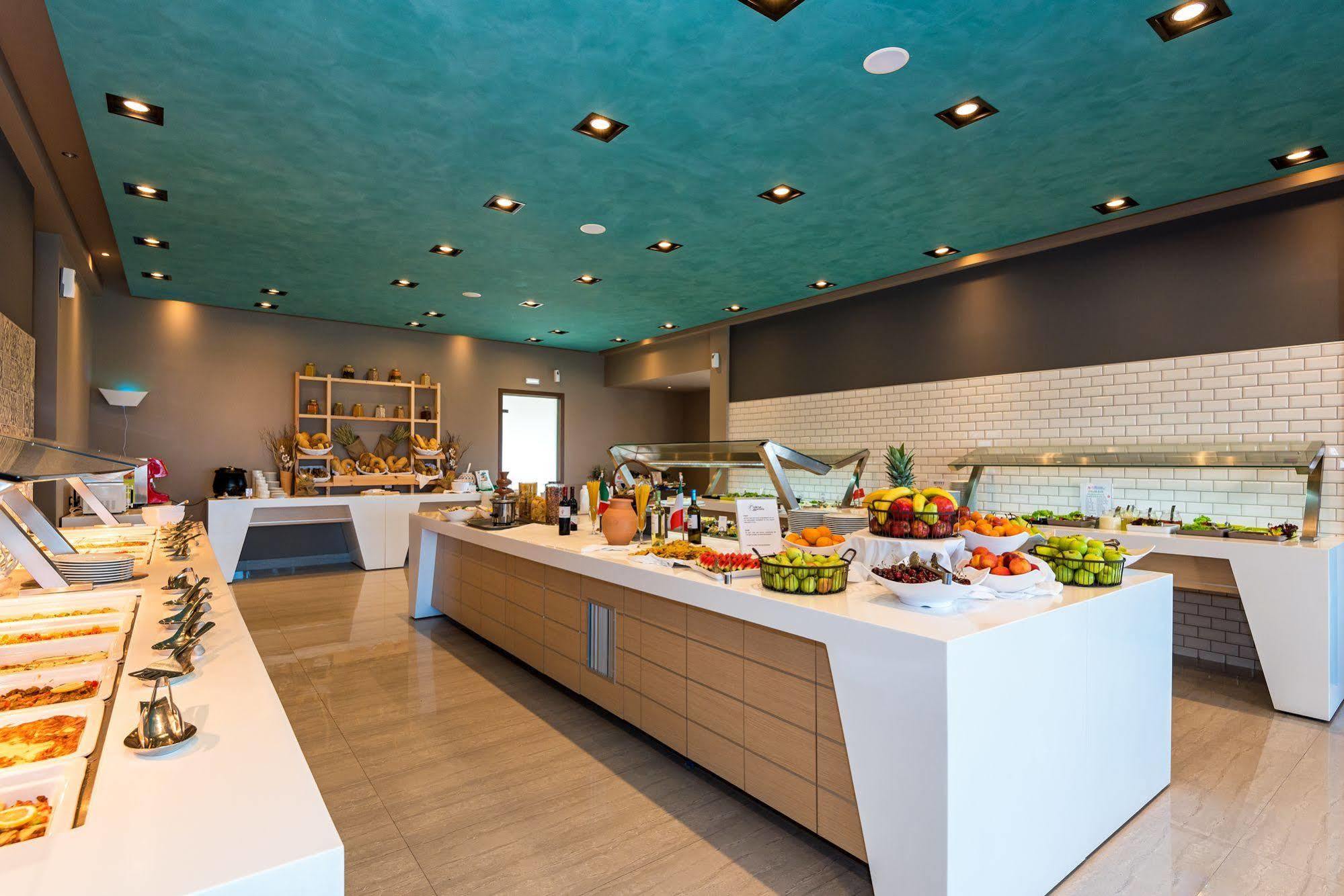 Solimar Aquamarine Resort يورانيون المظهر الخارجي الصورة