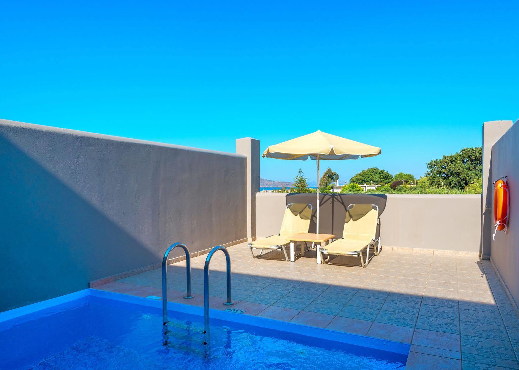 Solimar Aquamarine Resort يورانيون المظهر الخارجي الصورة
